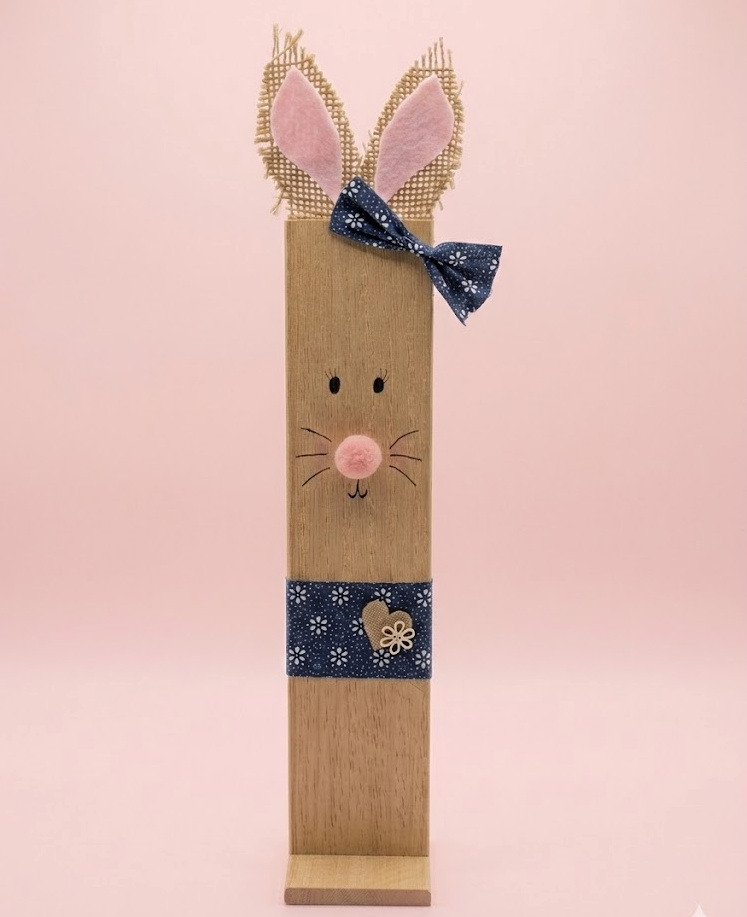 zajíc, růžová.jpg