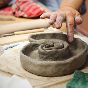 Keramika krok za krokem. Akreditovaný keramický kurz.